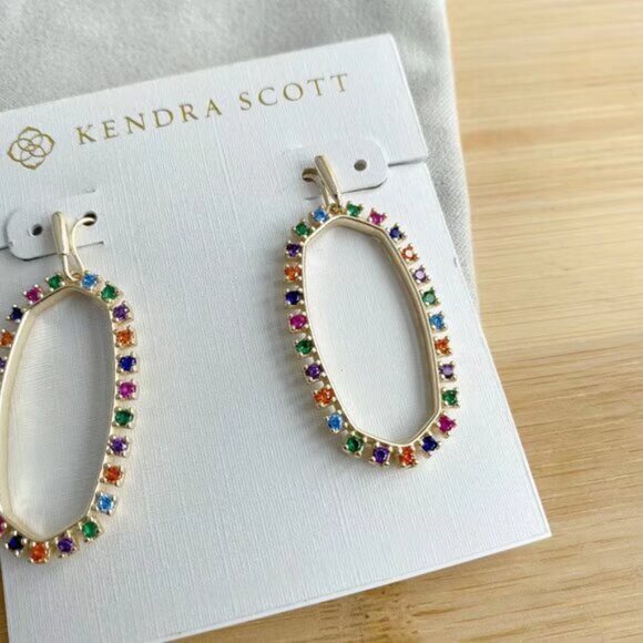 Kendra Scott Stud Earrings - Picture 3 of 4